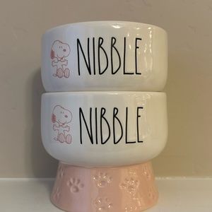 Rae Dunn X Peanuts Snoopy Nibble Pet Bowl Set